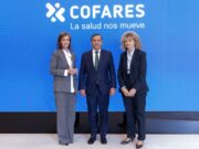 Cofares rep Carmen Fúnez i Elvira Velasco, representants de Sanitat del Partit Popular