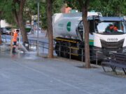 Cornellà millora la neteja i el manteniment de l’espai públic aquest estiu